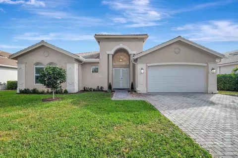 13588 Barcelona Lake Cir, Delray Beach, FL 33446
