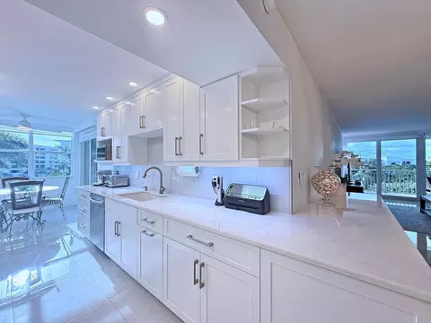 3546 S Ocean Blvd #419, South Palm Beach, FL 33480
