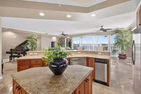 1160 SW Chapman Way #204, Palm City, FL 34990