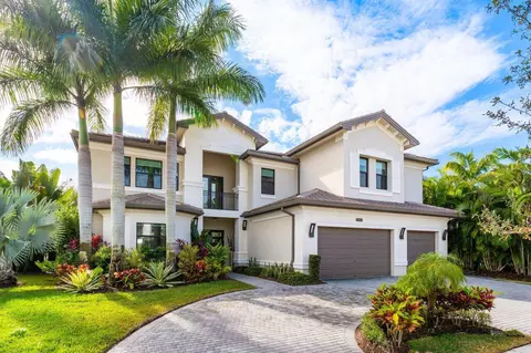 9748 Rennes Ln, Delray Beach, FL 33446