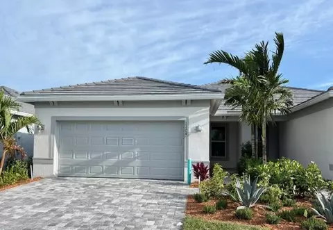 1208 Harper #05902, Vero Beach, FL 32960