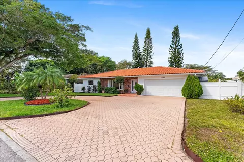 1025 NW 6th Ave, Boca Raton, FL 33432