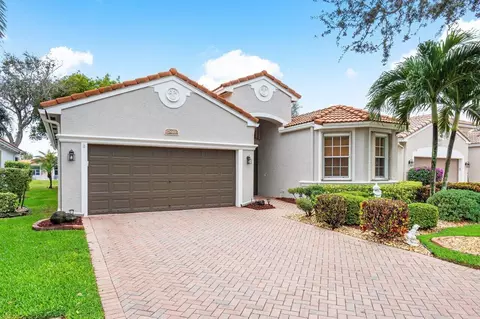 7883 Lando Ave, Boynton Beach, FL 33437
