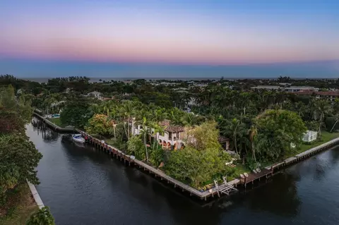 8 Driftwood Lndg, Delray Beach, FL 33483