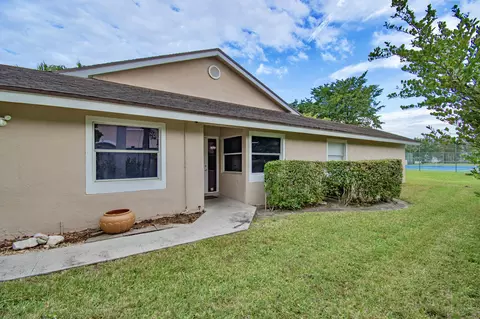 1250 NW 51 St, Deerfield Beach, FL 33442