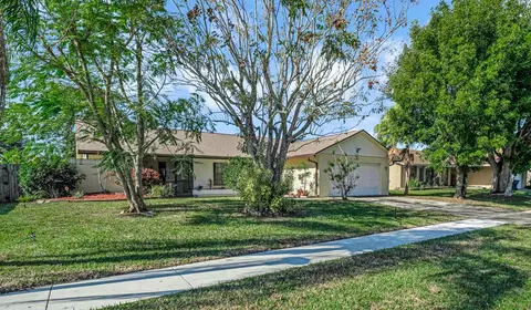 1391 Pinetta Cir, Wellington, FL 33414