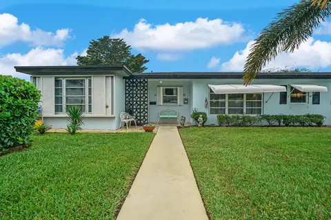 670 High Point Blvd N #A, Delray Beach, FL 33445