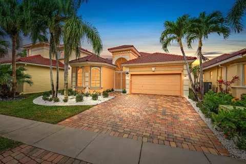 7133 Veneto Dr, Boynton Beach, FL 33437