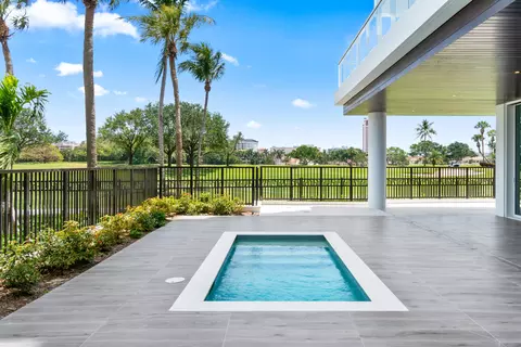 220 SE Mizner #VILLA 101, Boca Raton, FL 33432