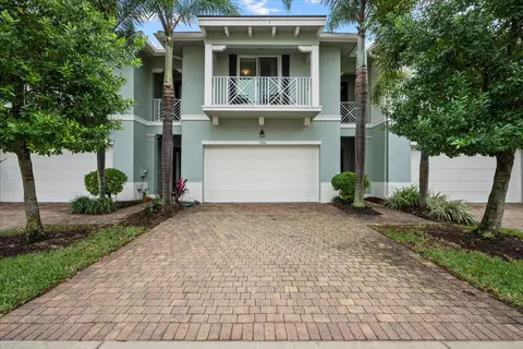 1086 Piccadilly St, Palm Beach Gardens, FL 33418