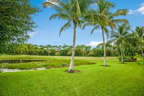 6493 SE Spy Glass Ln, Stuart, FL 34997