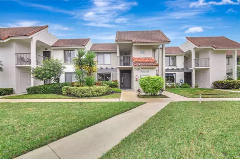 5519 Fairway Park Dr #202, Boynton Beach, FL 33437