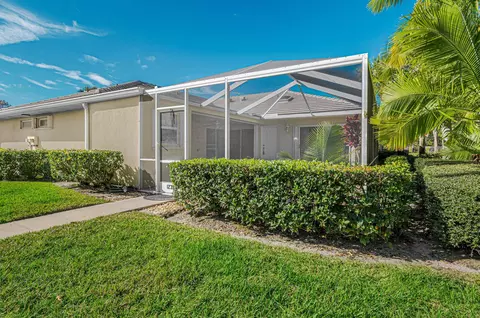 1238 NW Sun Terrace Cir, Port Saint Lucie, FL 34986