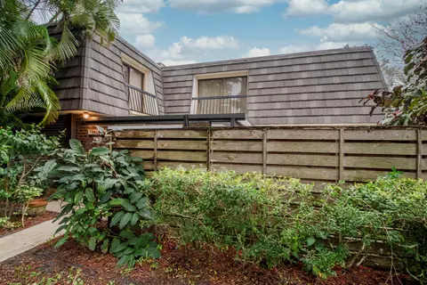 1411 14th Ter, Palm Beach Gardens, FL 33418