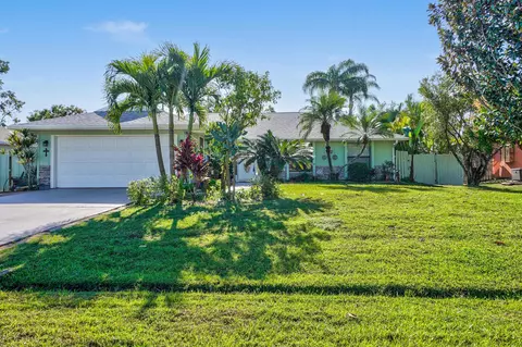 246 SW Starflower Ave, Port Saint Lucie, FL 34984