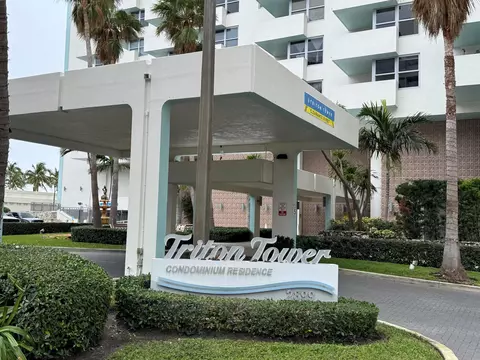 2899 Collins Ave #1235, Miami Beach, FL 33140