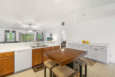 8856 106th Ave, Vero Beach, FL 32967