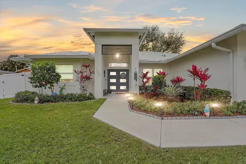 1366 SW Ackard Ave, Port Saint Lucie, FL 34953