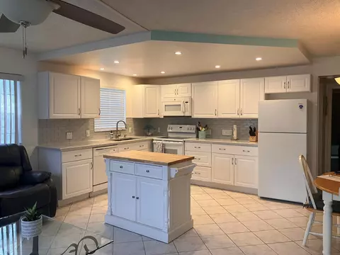 337 Camden O, West Palm Beach, FL 33417