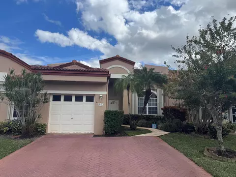 9818 Malvern Dr, Tamarac, FL 33321