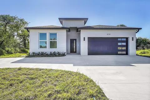 838 SW Becker Rd, Port Saint Lucie, FL 34953