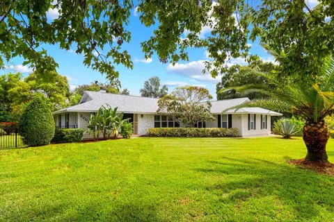 2001 SE Hanford Rd, Port Saint Lucie, FL 34952