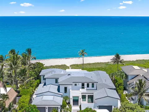 22 Ocean Dr, Jupiter Inlet Colony, FL 33469