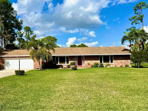 16701 E Aintree Dr, The Acreage, FL 33470