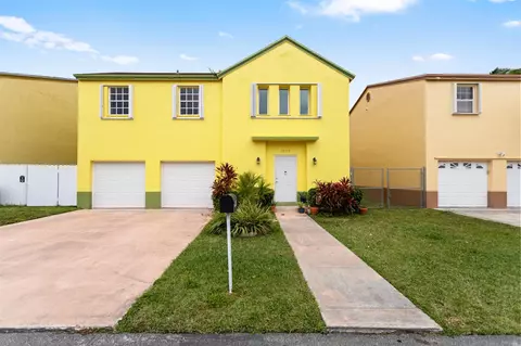 12113 SW 272nd Ter, Homestead, FL 33032