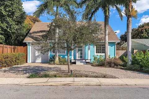 1016 N K St, Lake Worth Beach, FL 33460
