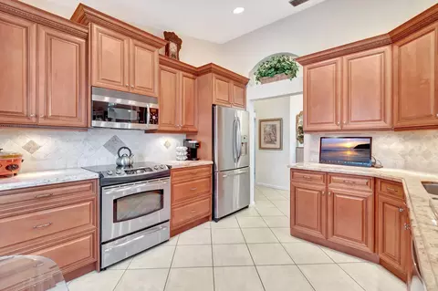 5875 Seashell, Boynton Beach, FL 33437