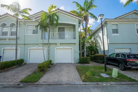 3127 Laurel Rdg, Riviera Beach, FL 33404