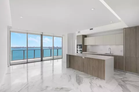 2900 NE 7th Ave #2704, Miami, FL 33137