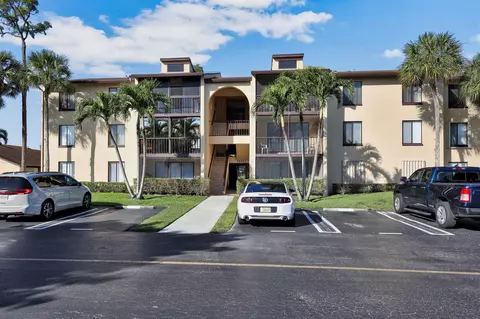624 Sea Pine Way #A3, Greenacres, FL 33415