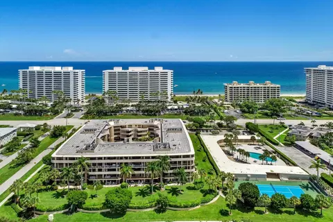 1401 S Ocean Blvd #110, Boca Raton, FL 33432