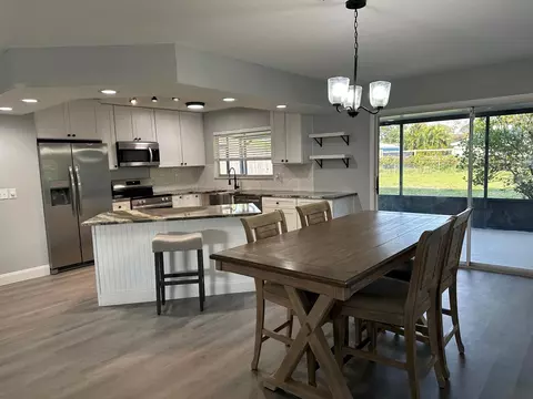 2055 SE Truimph Rd, Port Saint Lucie, FL 34952