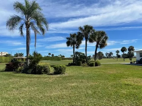 100 Golfview Ter #108, Boynton Beach, FL 33426