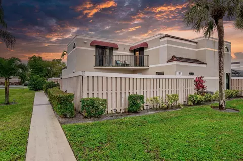 3715 Village Dr #A, Delray Beach, FL 33445