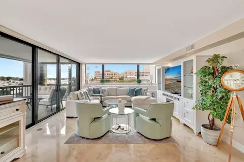 400 N Flagler Dr #506, West Palm Beach, FL 33401