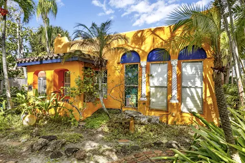 337 Pilgrim, West Palm Beach, FL 33405