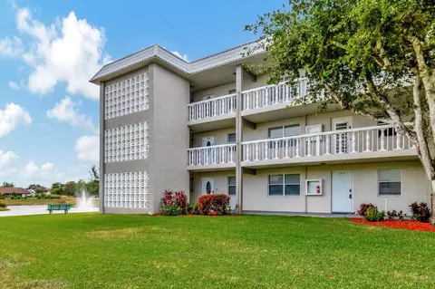 9856 Marina Blvd #1315, Boca Raton, FL 33428