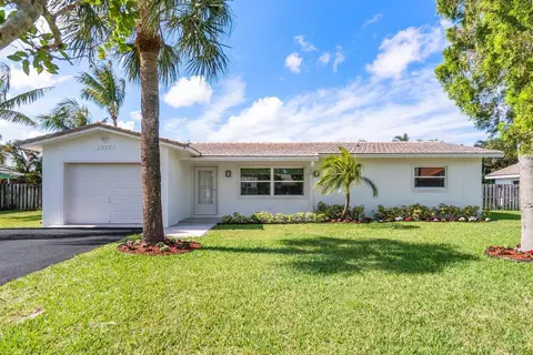 1977 Sharon St, Boca Raton, FL 33486