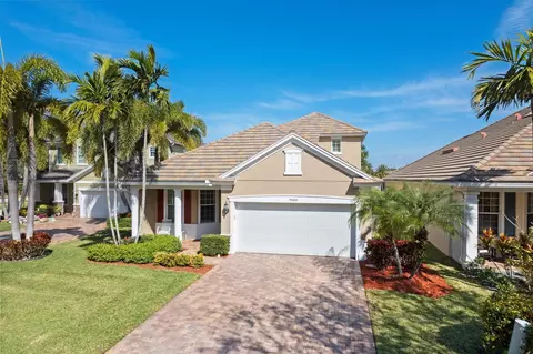 9100 Wrangler Dr, Lake Worth, FL 33467