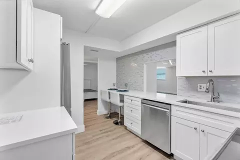 299 NW 52nd Ter #118, Boca Raton, FL 33487