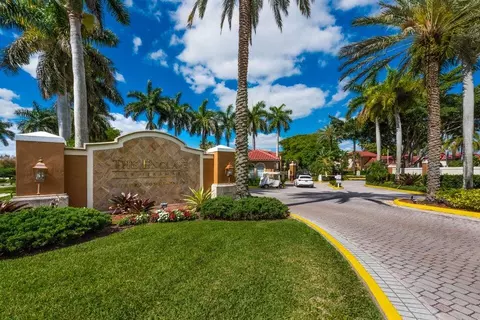 2021 Renaissance #102, Miramar, FL 33025