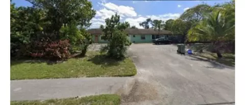 3890 Park Ln, Palm Springs, FL 33406
