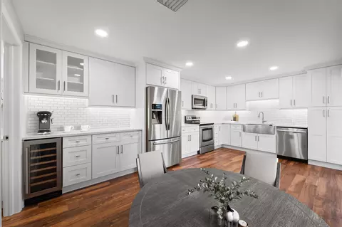 3223 Gardens East Dr #C, Palm Beach Gardens, FL 33410