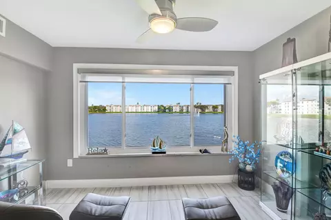 14096 Huntington Pointe Dr #209, Delray Beach, FL 33484