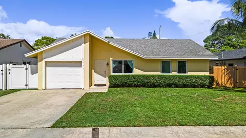 335 SW 34th Ave, Deerfield Beach, FL 33442
