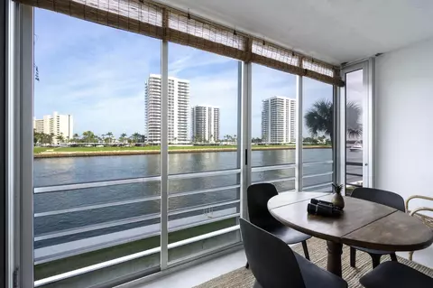 20 Yacht Club Dr #211, North Palm Beach, FL 33408